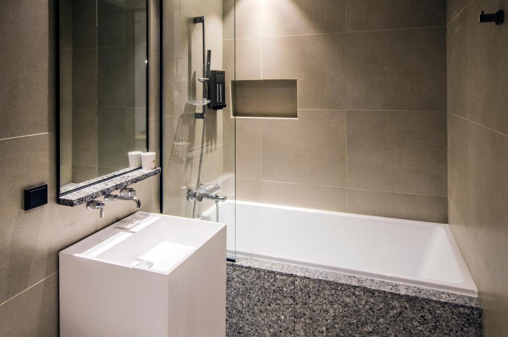 Hotel The Designers Premier Kondae Сеул Екстер'єр фото